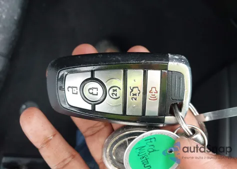 2021 Ford Mustang Ecoboost Fastback z USA, uszkodzony, nr VIN 1FA6P8TH2M5134917